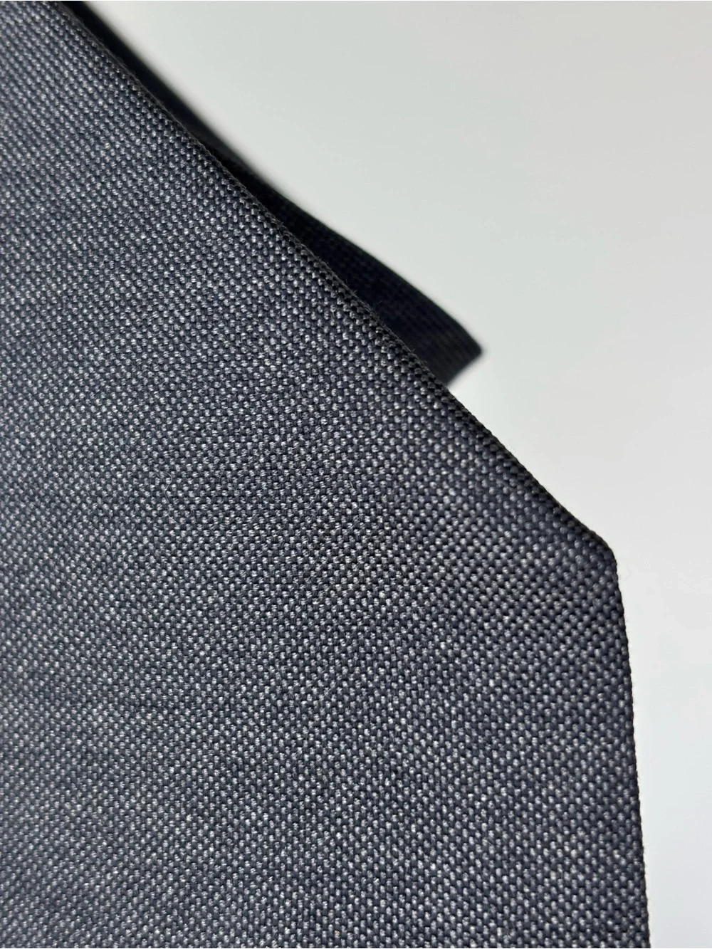 Jos. A. Bank Men's Charcoal Gray Corporate Collection Silk Tie NEW